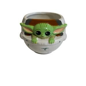 Star Wars Mandalorian GROGU Mug- 20oz. Good Preowned Condition